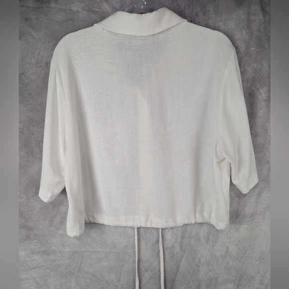 IKT Maggie Size Medium White 30% Linen Cropped Blouse With Drawstring Waist - Picture 2 of 12